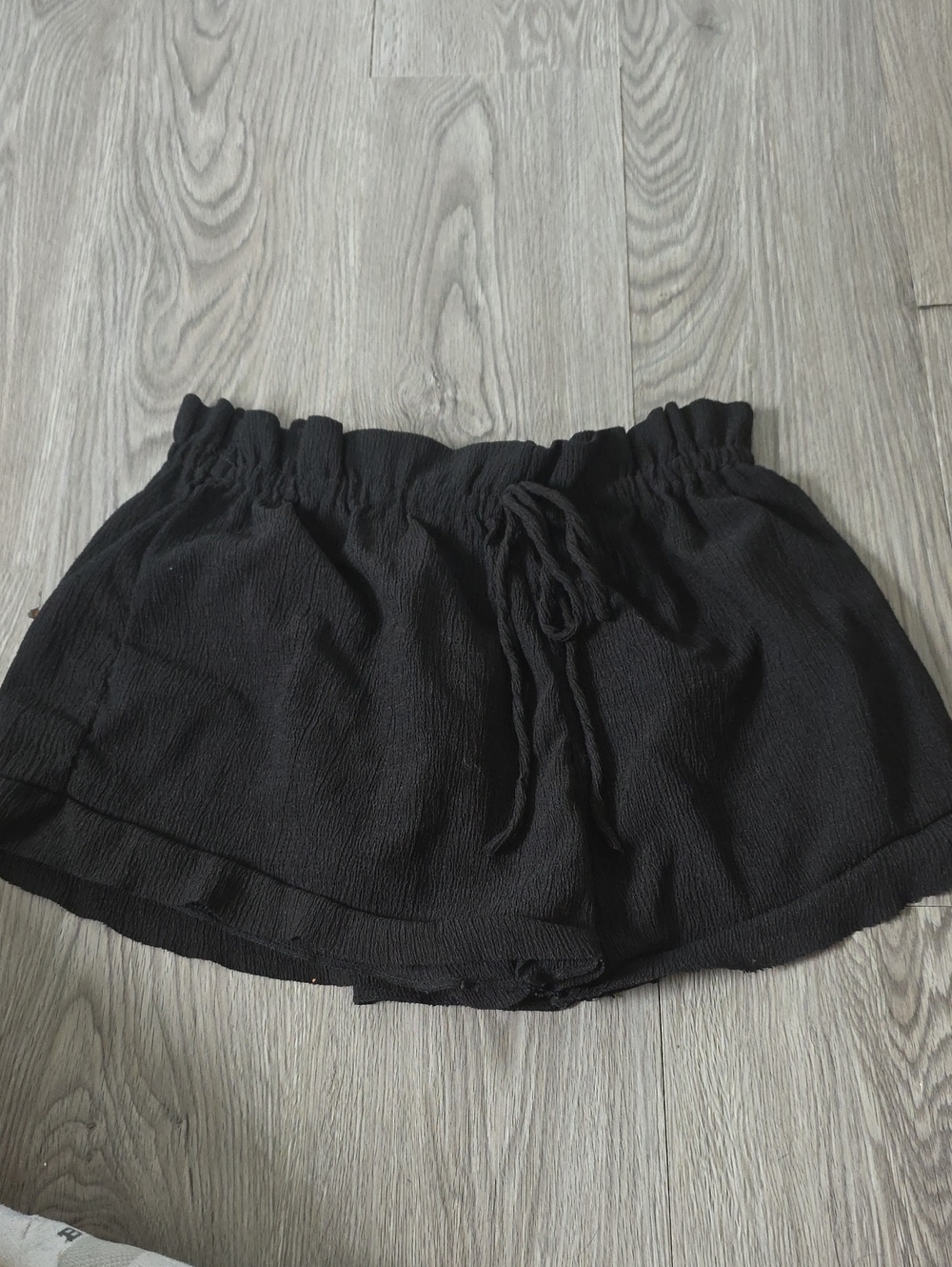 117 - SHEIN Black Elastic Waist Tie Skort Shorts